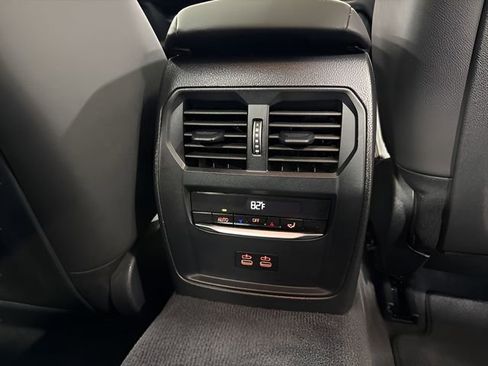 Used 2025 BMW 330i xDrive 330i xDrive image 33