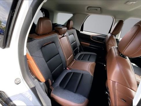 Used 2024 Ford Bronco Sport Outer Banks image 25