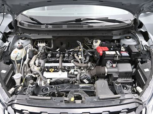 Used 2024 Nissan Kicks SV image 14