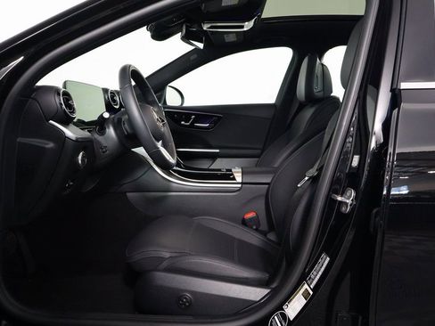 Used 2025 Mercedes-Benz C 300 Sedan image 10
