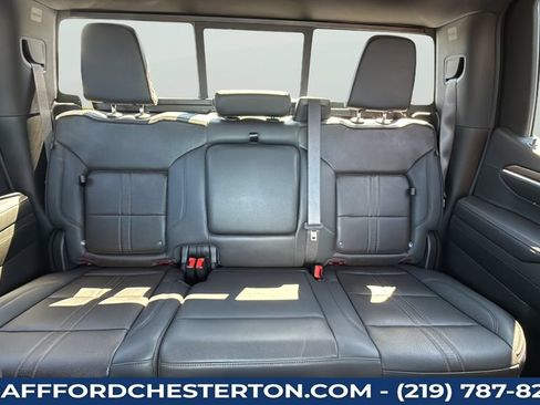 Used 2024 Chevrolet Silverado 1500 High Country w/ High Country Premium Package AWD/4WD image 25