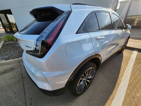 Used 2024 Cadillac XT4 Sport FWD image 4