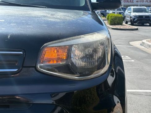 Used 2018 Kia Soul + image 27