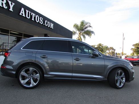 Used 2021 Audi Q7 3.0T Prestige w/ Prestige Package AWD/4WD image 8