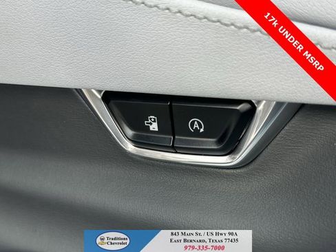 New 2025 Chevrolet Corvette E-Ray image 42