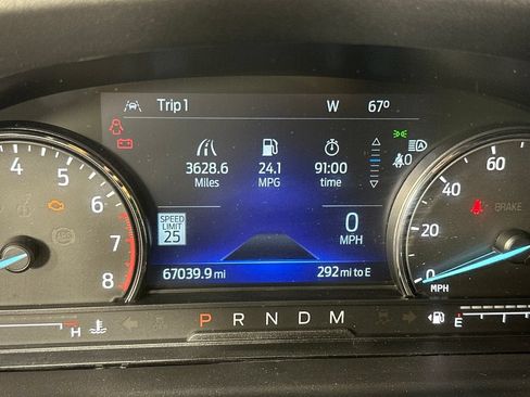 Used 2020 Ford Explorer Limited w/ Class III Trailer Tow Package AWD/4WD image 15