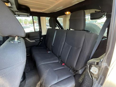 Used 2015 Jeep Wrangler Unlimited Sport AWD/4WD image 20