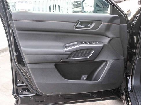 Used 2025 Nissan Pathfinder Rock Creek AWD/4WD image 26