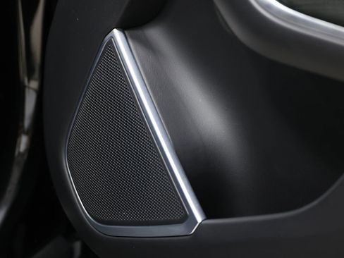 Used 2021 Jaguar F-PACE SVR image 78