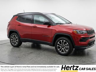 Used 2025 Jeep Compass Trailhawk video 1