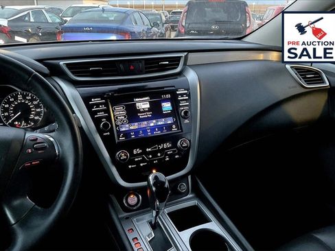 Used 2023 Nissan Murano SV image 6