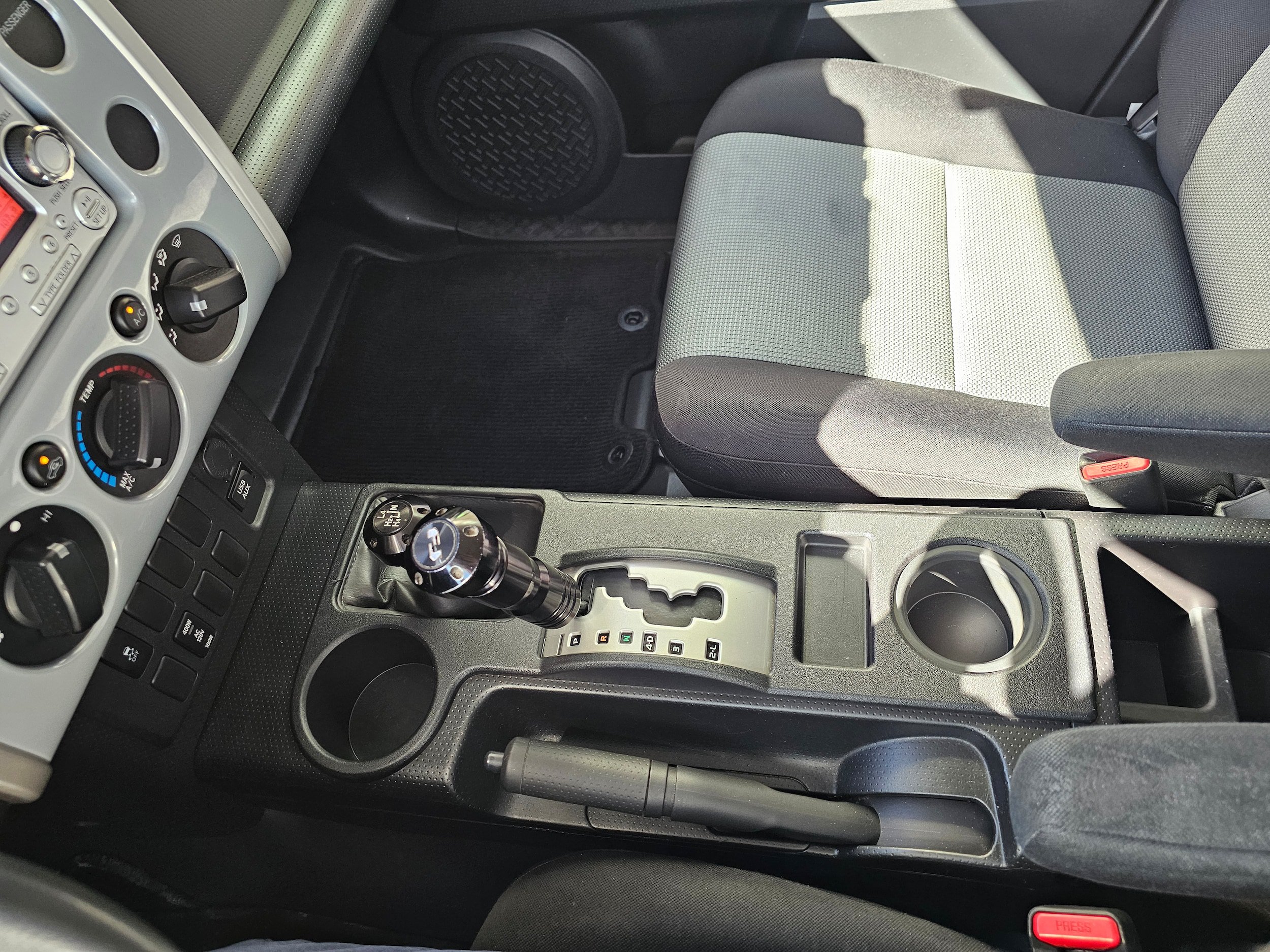 Used 2013 Toyota FJ Cruiser 4WD w/ Trail Teams Special Edition image 14