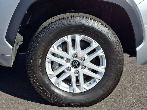 Used 2023 Toyota Tundra SR5 w/ SR5 Premium Package AWD/4WD image 8