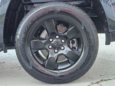 Used 2025 RAM 1500 Big Horn AWD/4WD image 29