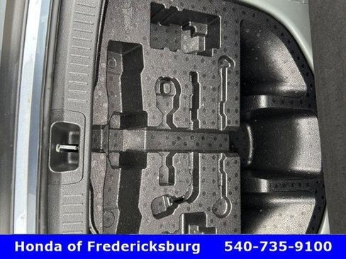 Used 2024 Toyota Corolla SE image 31