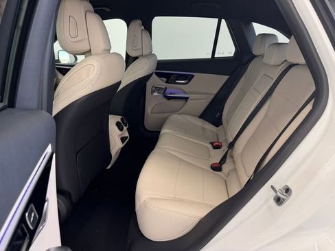 New 2026 Mercedes-Benz GLC 300 image 19