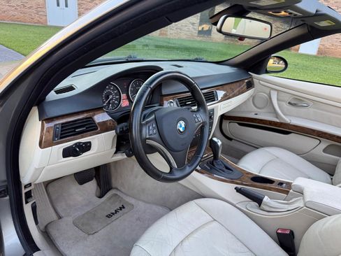 Used 2008 BMW 328i Convertible RWD image 24