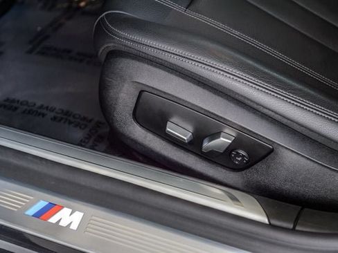 Used 2019 BMW 740i w/ M Sport Package RWD image 41