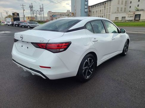 Used 2024 Nissan Sentra SV FWD image 7