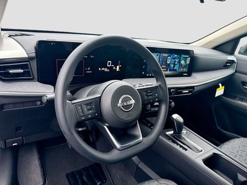 New 2026 Nissan Kicks SV FWD image 9