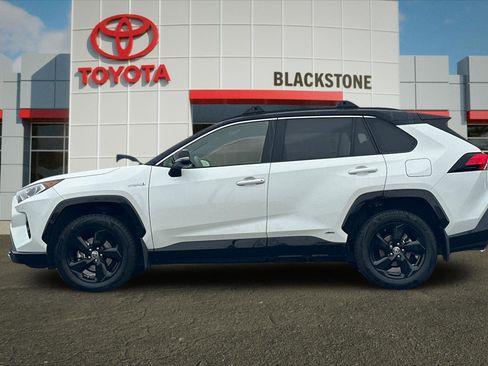 Used 2021 Toyota RAV4 XSE w/ XSE Grade Weather Package image 6