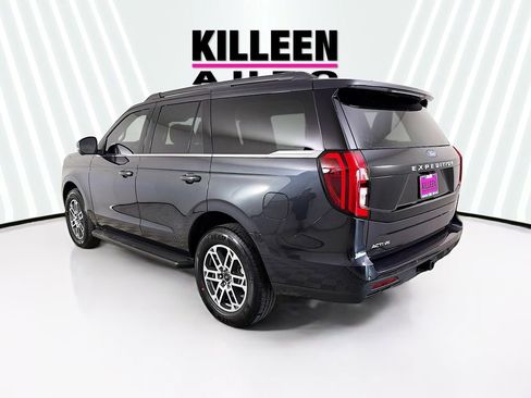 New 2026 Ford Expedition Active image 5