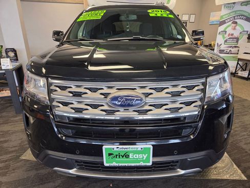 Used 2018 Ford Explorer XLT w/ Equipment Group 201A image 5