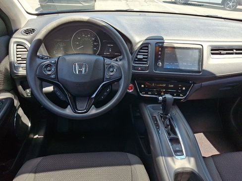Certified 2022 Honda HR-V EX image 10