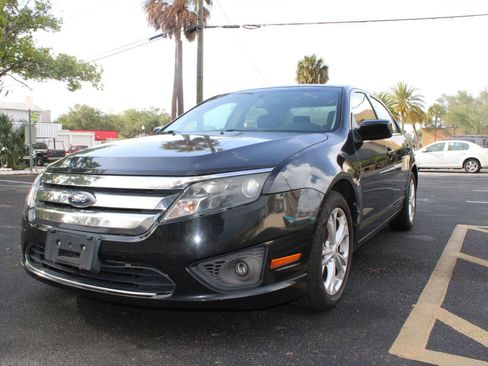 Used 2012 Ford Fusion SE FWD image 2