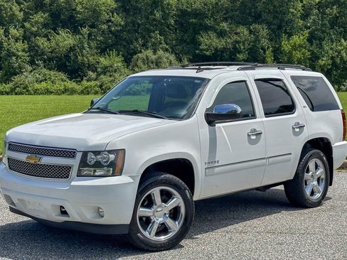 Used 2013 Chevrolet Tahoe LTZ image 4