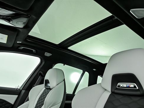 Used 2024 BMW X5 M Competition w/ Executive Package AWD/4WD image 20