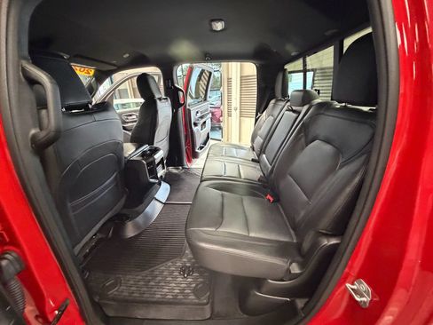 Used 2020 RAM 1500 Big Horn AWD/4WD image 54
