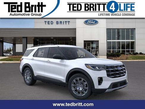 New 2026 Ford Explorer Active w/ Active Comfort Package AWD/4WD image 1