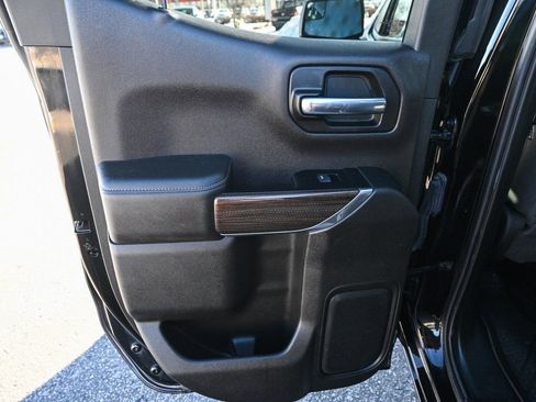 Used 2019 Chevrolet Silverado 1500 RST image 23