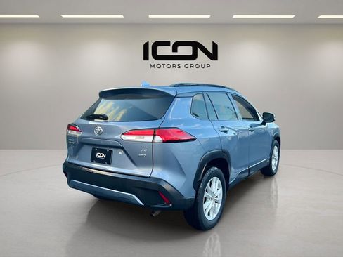 Used 2024 Toyota Corolla Cross LE image 7