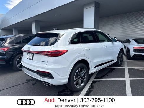 Used 2025 Audi Q5 Premium w/ 19" Wheel Package AWD/4WD image 4