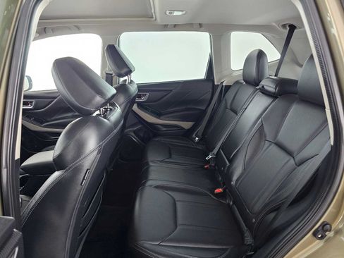 Used 2023 Subaru Forester Limited AWD/4WD image 16