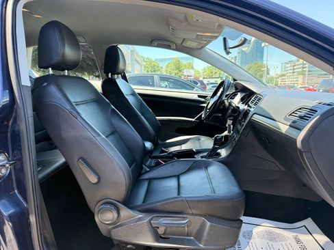 Used 2015 Volkswagen Golf S FWD image 26