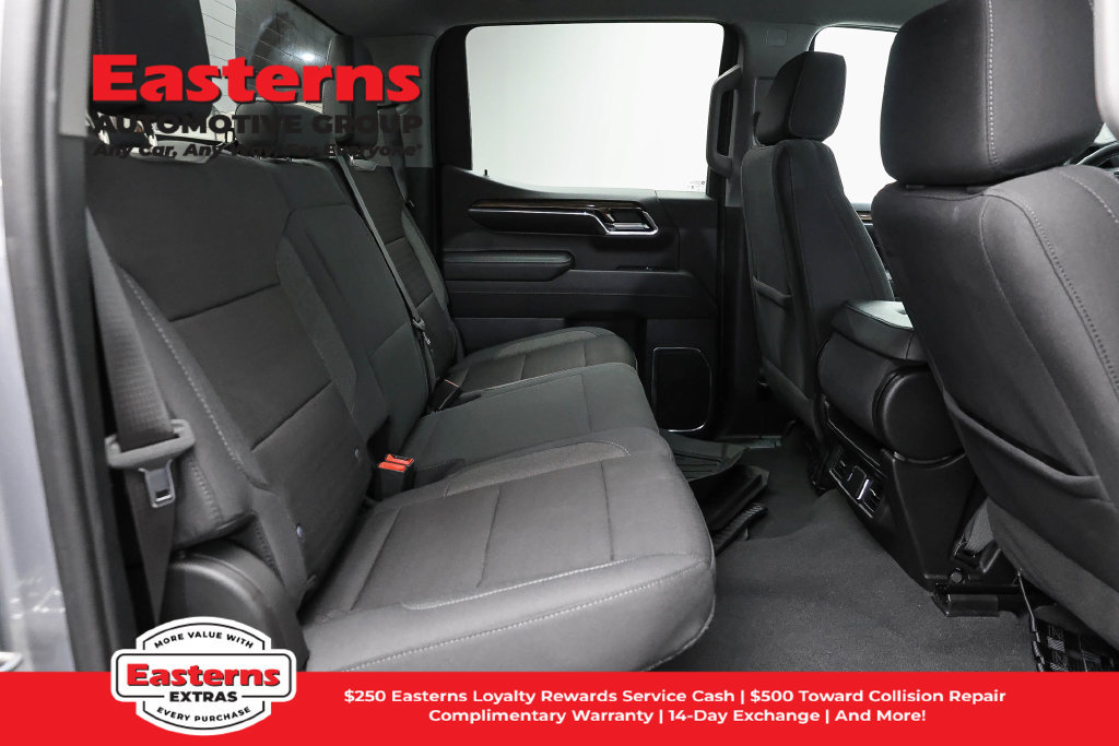 Used 2024 Chevrolet Silverado 1500 LT AWD/4WD image 26