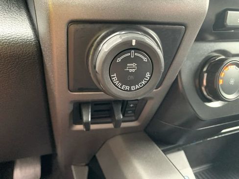 Used 2018 Ford F150 Raptor w/ Equipment Group 801A Mid AWD/4WD image 36