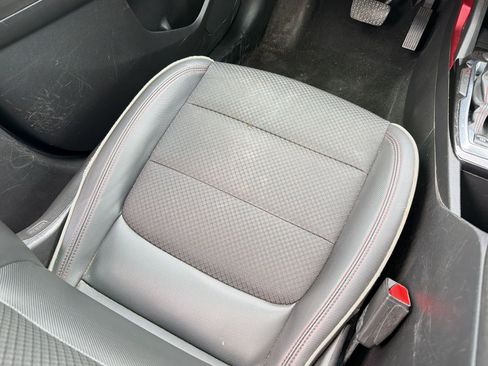 Used 2021 Chevrolet TrailBlazer RS w/ Sun and Liftgate Package image 28