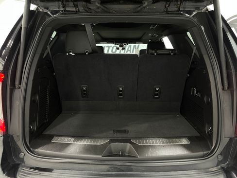 Used 2021 GMC Yukon Denali w/ Advanced Technology Package image 26