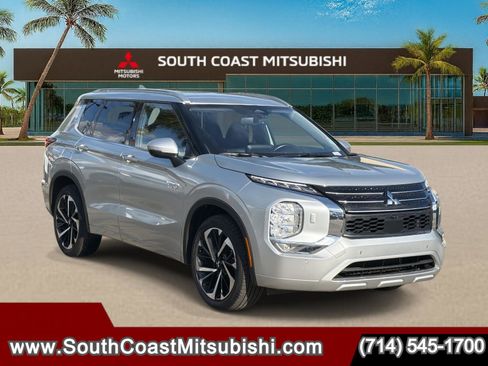 Used 2023 Mitsubishi Outlander SEL 40th Anniversary image 1