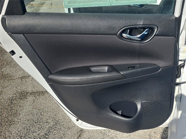 Used 2017 Nissan Sentra S FWD image 8