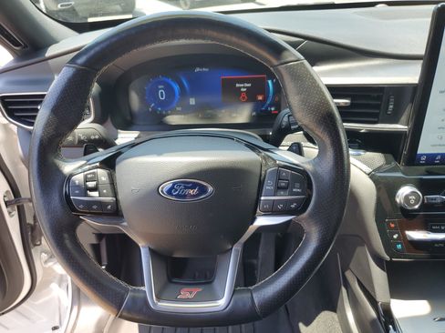 Used 2022 Ford Explorer ST w/ Equipment Group 401A AWD/4WD image 29