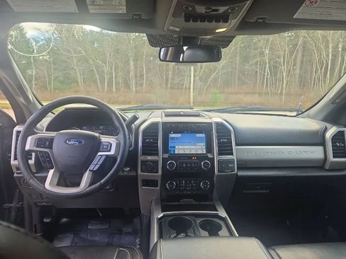 Used 2019 Ford F250 Lariat w/ Lariat Ultimate Package image 14