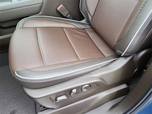 New 2026 GMC Sierra 2500 Denali w/ Denali Reserve Package image 19