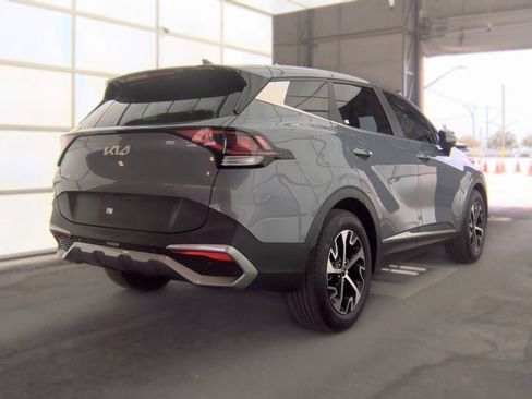 Used 2023 Kia Sportage EX FWD image 5