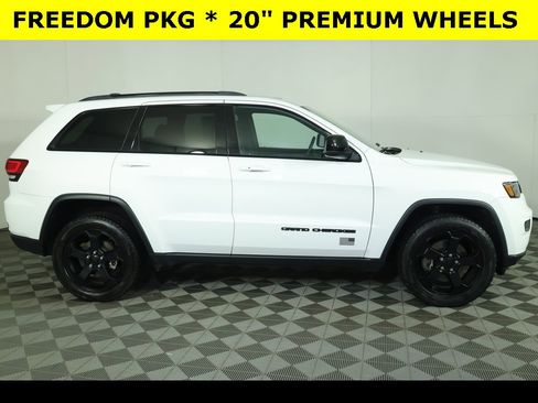 Used 2021 Jeep Grand Cherokee Freedom Edition image 8