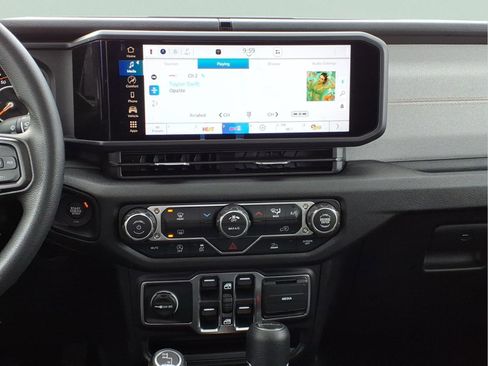 New 2026 Jeep Gladiator Sport image 14